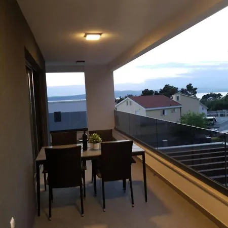 Esse - Heated Pool & Seaview Appartamento Baška Voda